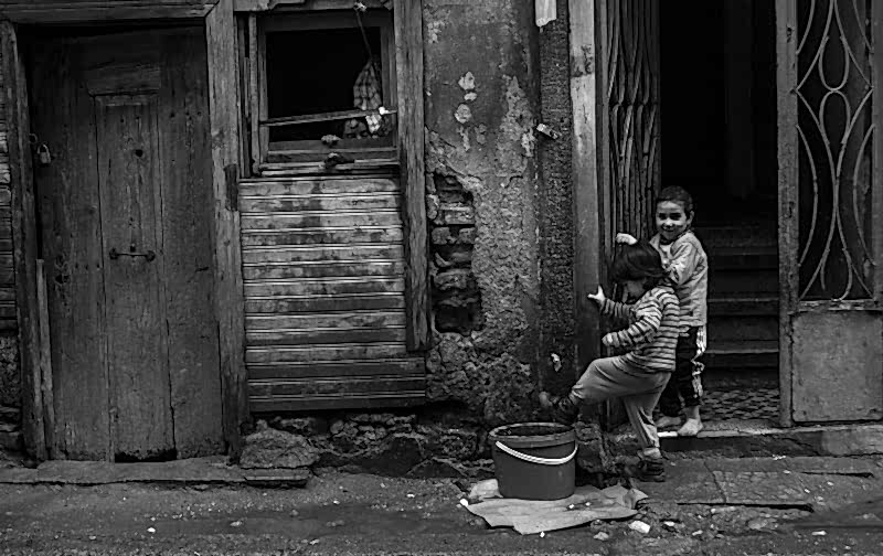 Sokak fotoğrafları çekerken…