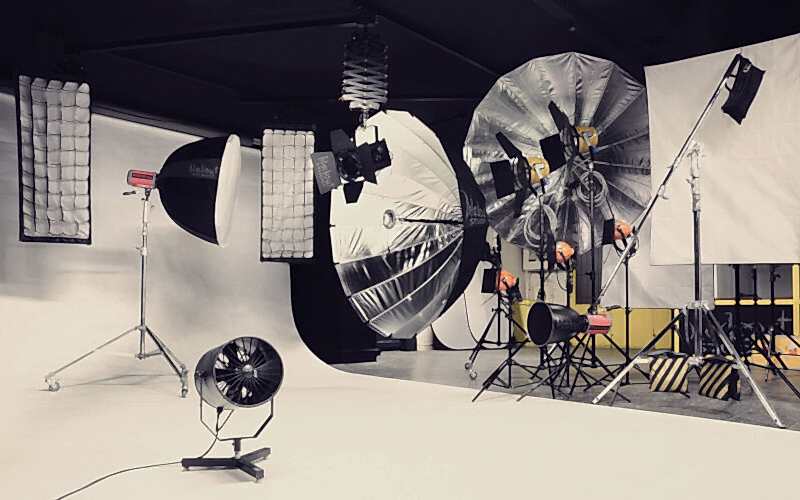 KİRALIK FOTOĞRAF STÜDYOSU